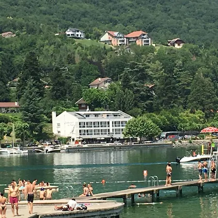 شقة Pieds Dans L'eau Au Du Bourget